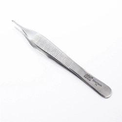 Pinza adson con dientes